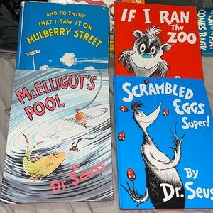 Discontinued Dr Seuss books lot